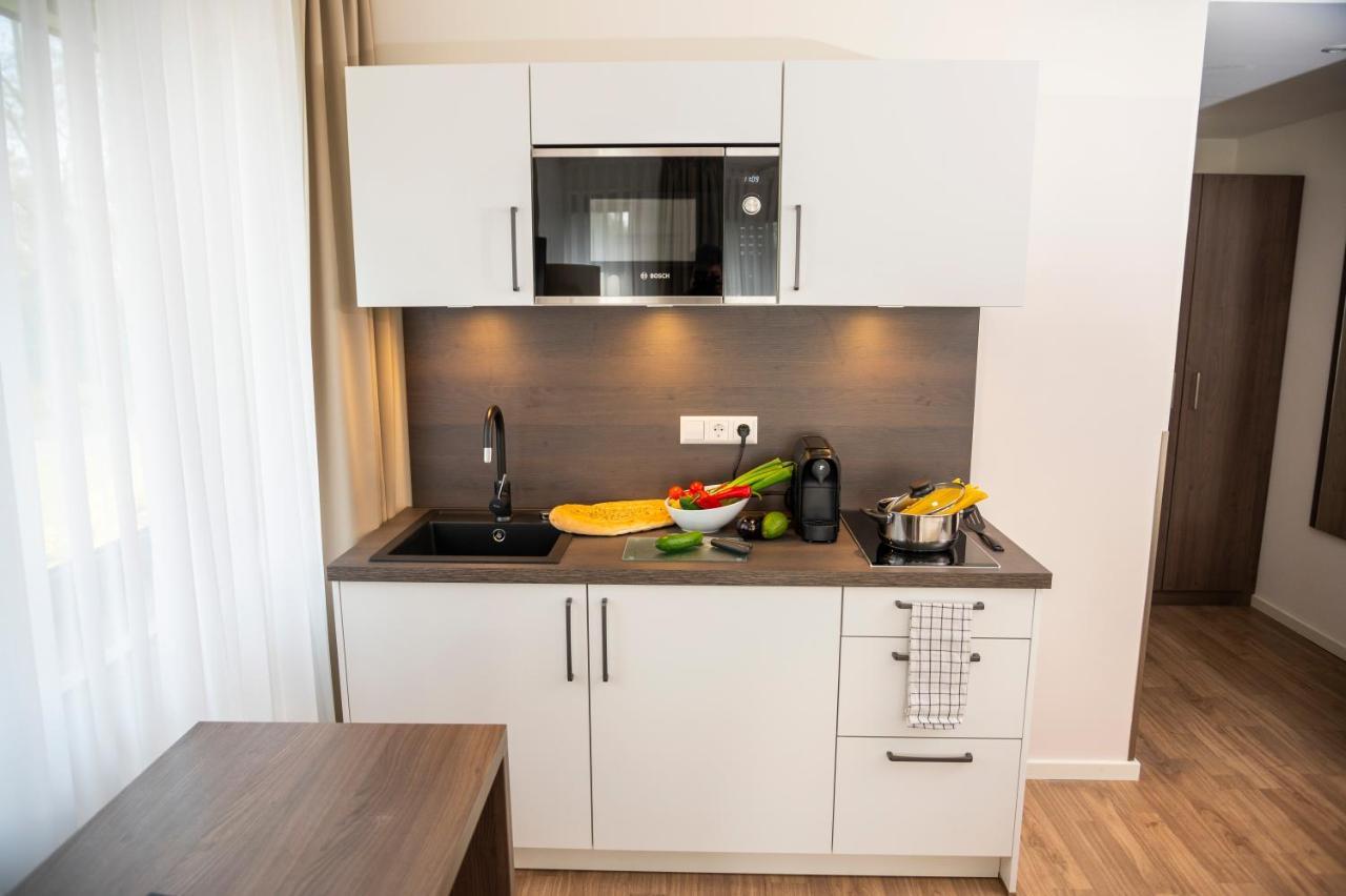 Tiek Apartments Мепен Екстериор снимка