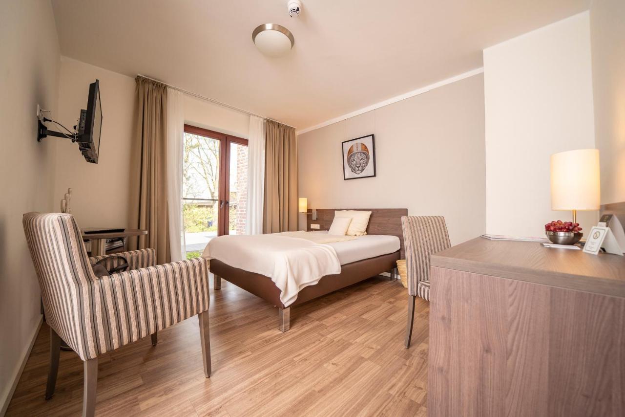 Tiek Apartments Мепен Екстериор снимка
