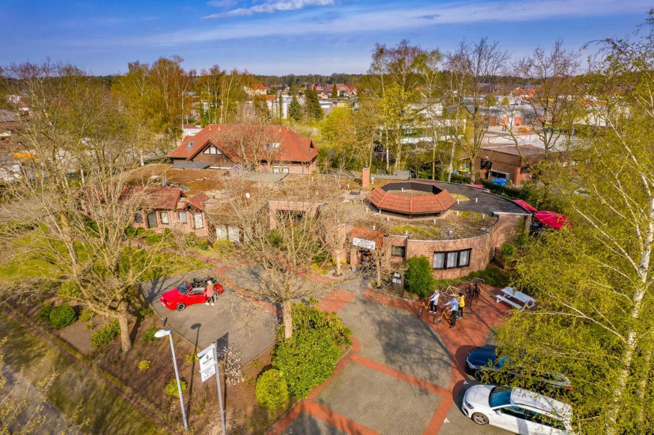 Tiek Apartments Мепен Екстериор снимка