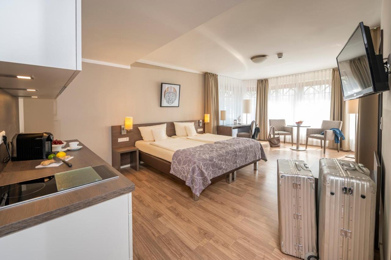 Tiek Apartments Мепен Екстериор снимка